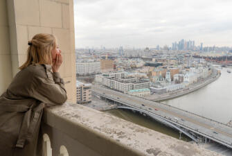 Высотка на Котельнической набережной. Экскурсия с посещением квартиры в центральном подъезде здания