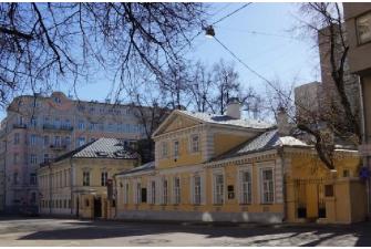 "Патрики" - уютный уголок Москвы (авторская пешеходная экскурсия Ирины Науменко)*