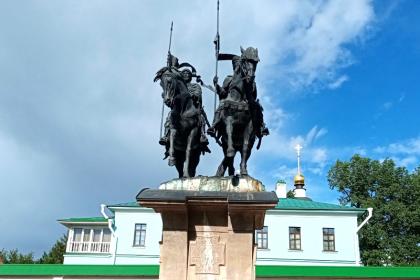 Православные святыни Дмитровского края (Дмитров - Спасо - Влахернский монастырь - Николо - Пешношский монастырь, авторская экскурсия Валерия Страхова)*