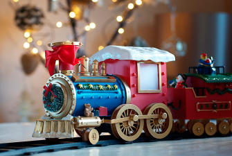 Паровозом – к Деду Морозу! (новогоднее путешествие в Великий Устюг, с анимационной программой в поезде и сказочными подарками, 3 дня)