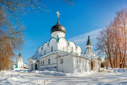 Александров. "Град царский, град грозный"