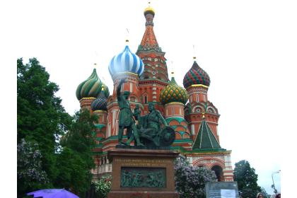Сокровища Московского Кремля (экскурсия по территории Кремля одним собором и посещением Оружейной палаты)*