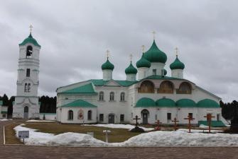 4 сочных дня в Карелии. Рускеала, водопады ( 4 дня + жд, октябрь 2024-апрель 2025). Отправление из Санкт-Петербурга.