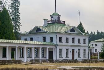Здесь оживает история, и рождается кино. Середниково (усадьба М.Ю. Лермонтова) – Братцево (усадьба Строгановых)